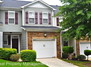 4718 Lawhorn St, Raleigh, NC 27606