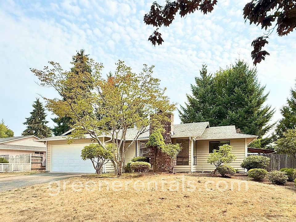 1st image of 1906 Hanover Dr SE