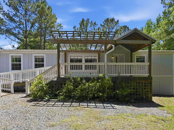 217 Woodside Drive, Hampstead, NC 28443