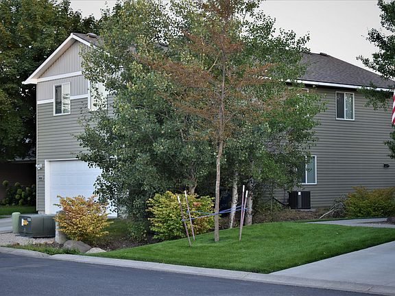 5th image of 3650 E Arlington Ln