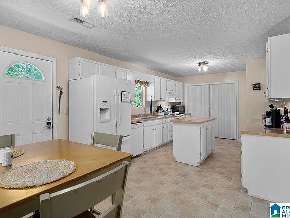 4th image of 5875 Snowville Brent Rd