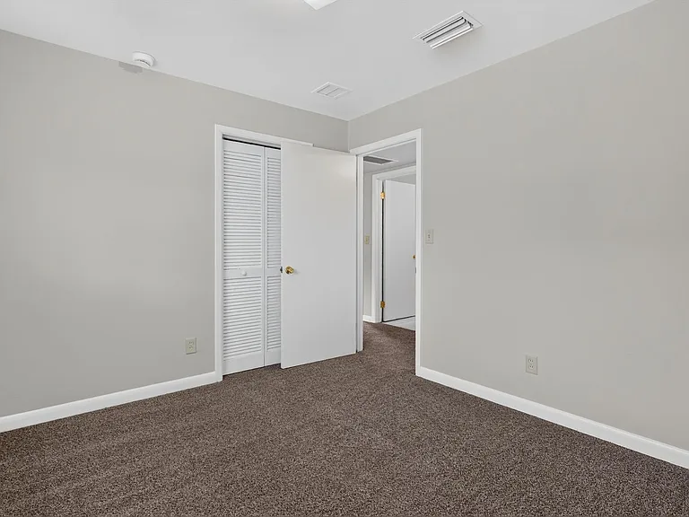 2618 Arlex Dr E — Photo 24
