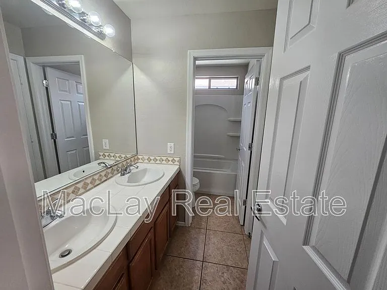 25850 W Pleasant Ln — Photo 20