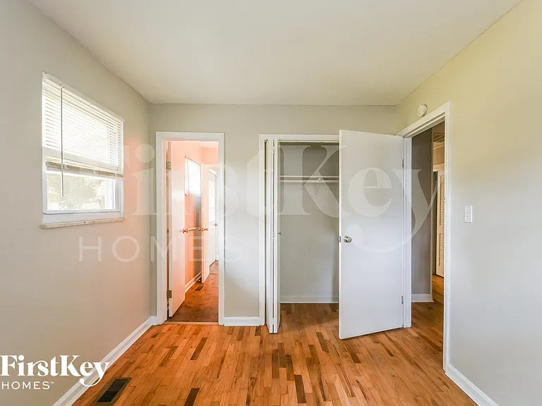 1240 N Ridgeview Dr — Photo 9