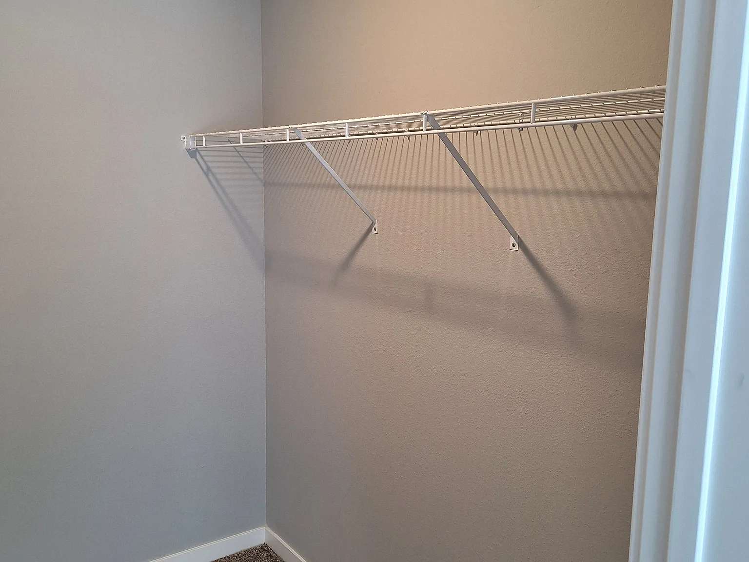 Bierhaus Flats Apartments — Photo 4