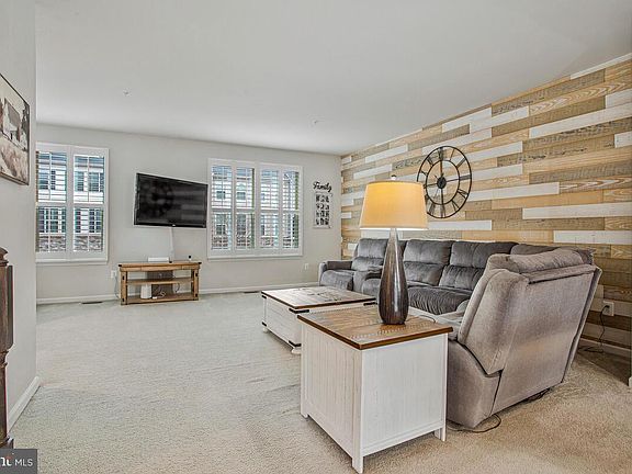 4th image of 8218 Kippis Rd