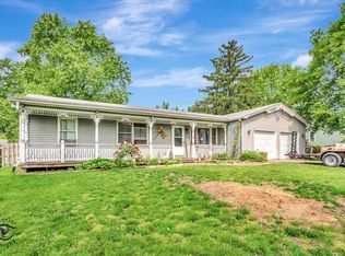 5S558 Tuthill Rd, Naperville, IL 60563