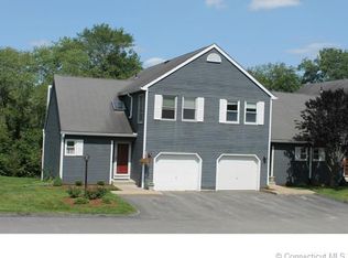 13 Vicki Ln, Colchester, CT 06415