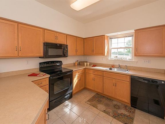 2nd image of 1802 Merlot Dr #B