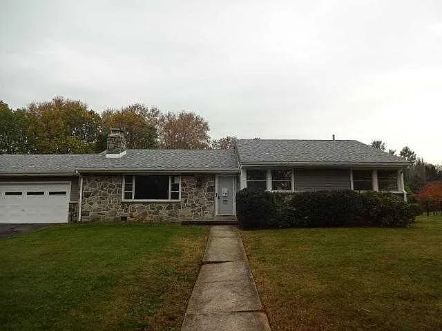 524 S Park Rd photo 1