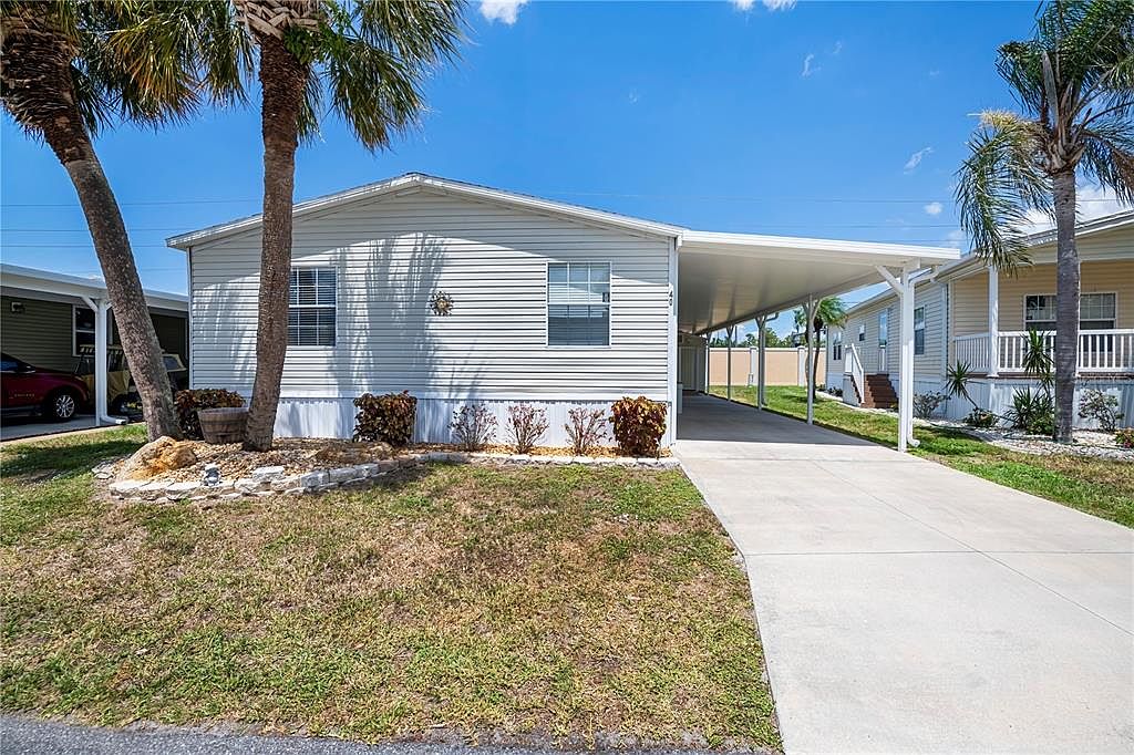 2100 Kings Hwy LOT 40