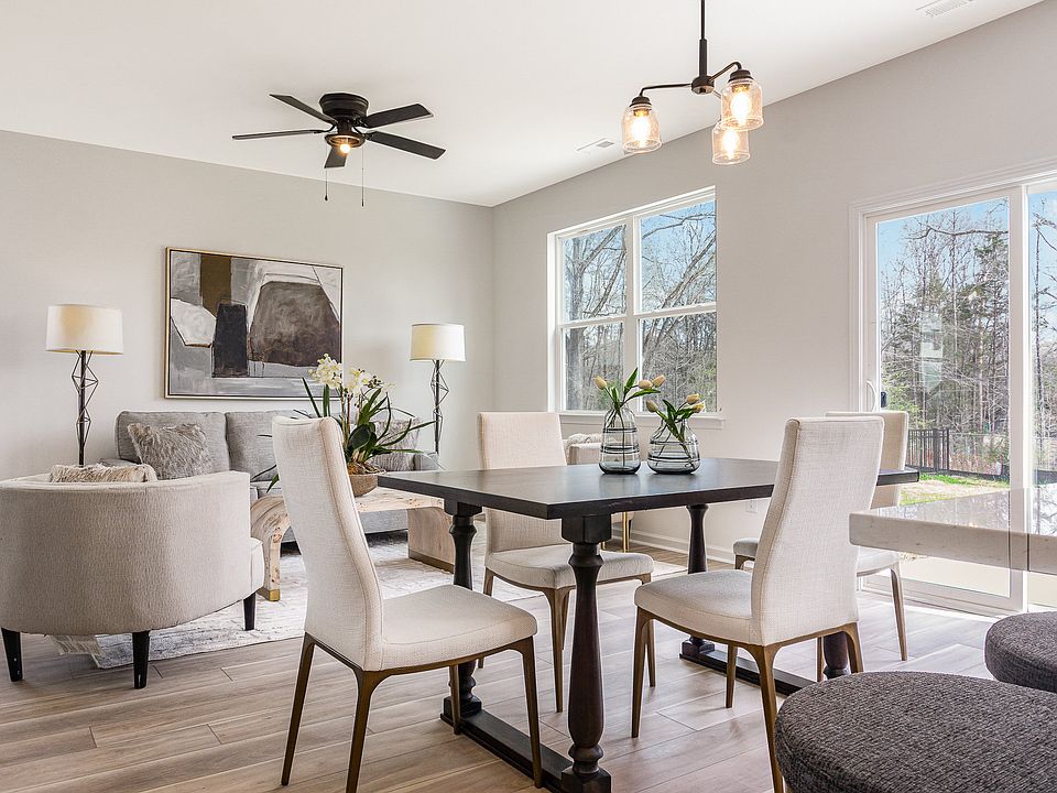 Pines at Paw Creek Kitchen