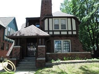 1st image of 2817 Woodstock Dr