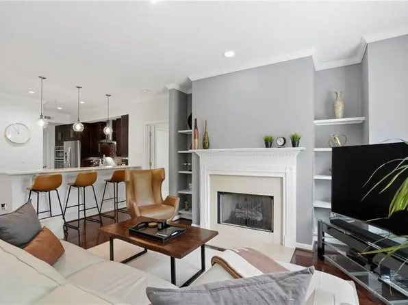 3275 Lenox Rd NE APT 301, Atlanta, GA 30324