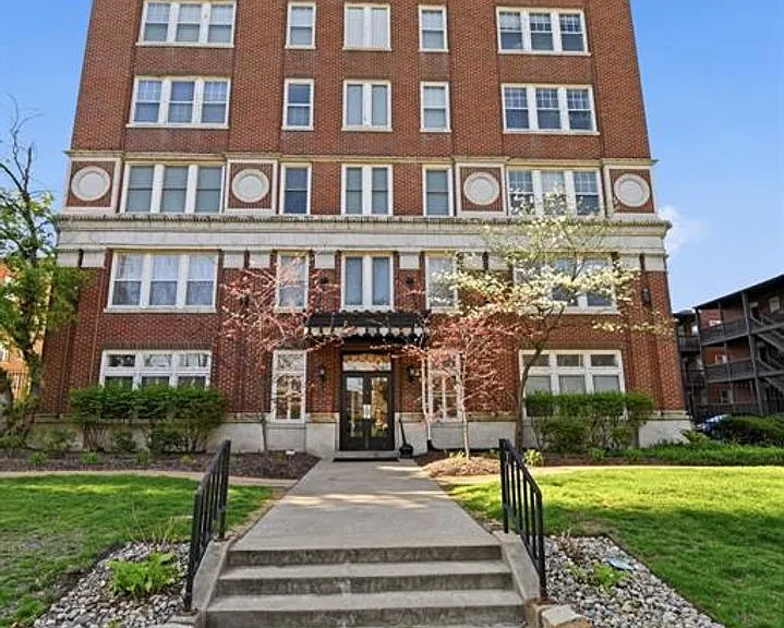 5330 Pershing Ave #807 — Photo 1