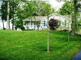 331 Fairfield Rd, Coxs Creek, KY 40013