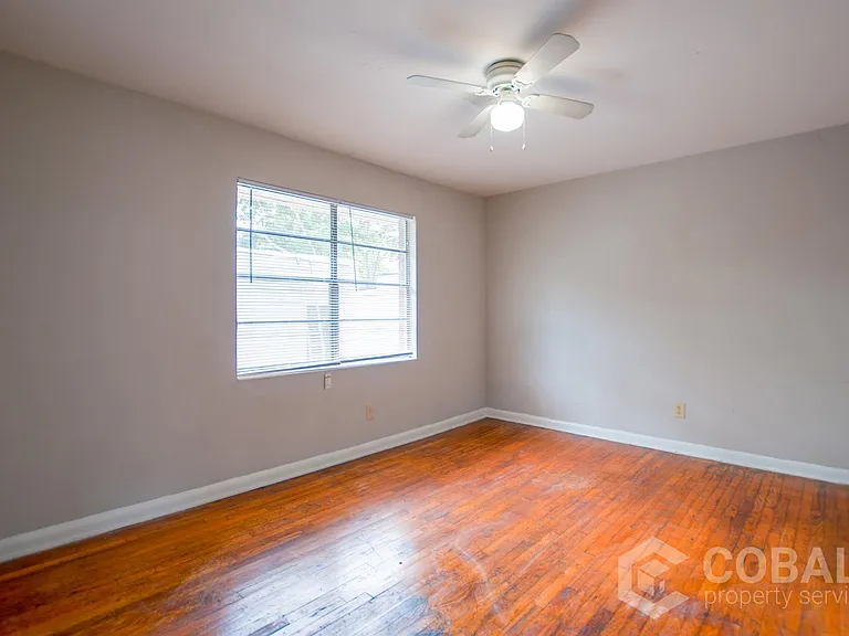 890 Greenwood Ave NE #6 — Photo 8