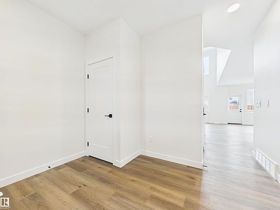 4th image of 149 Ficus Way