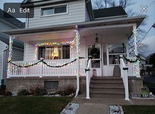 2007 Green Ridge St, Dunmore, PA 18512