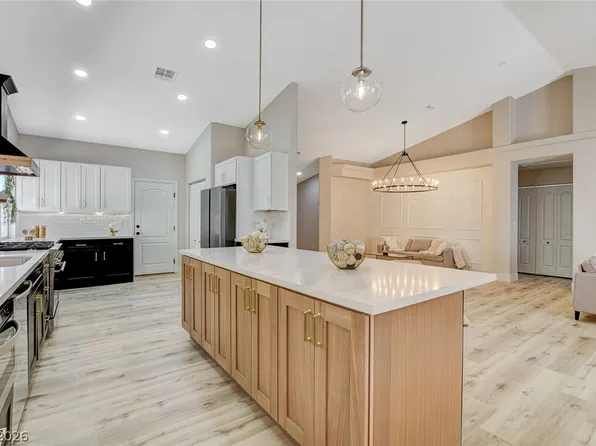 1775 Summerwood Cir, Henderson, NV 89012