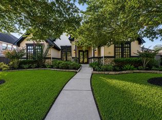 1321 Stoney Lake Dr, Friendswood, TX 77546