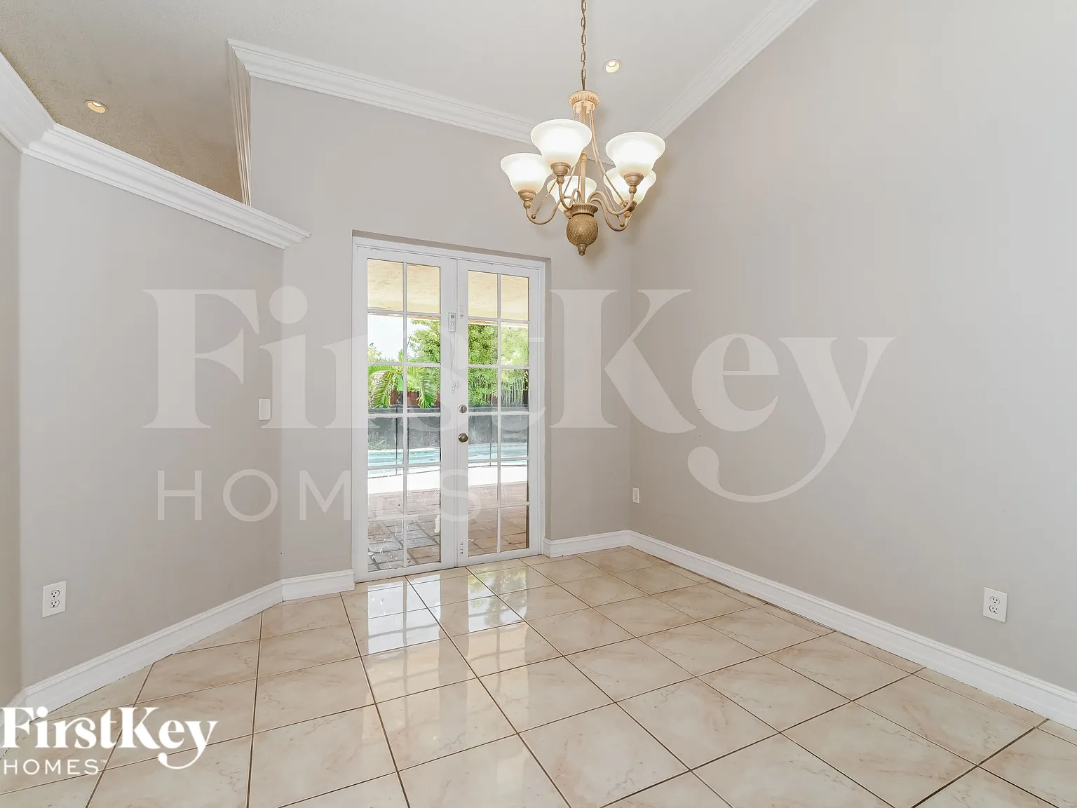 4 bed, 3.0 bath, 2814 sqft, $3,650 — Photo 4