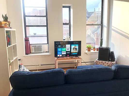 Rented by Keyo  | media 10