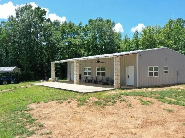 2409 County Road 2303, Lone Star, TX 75668