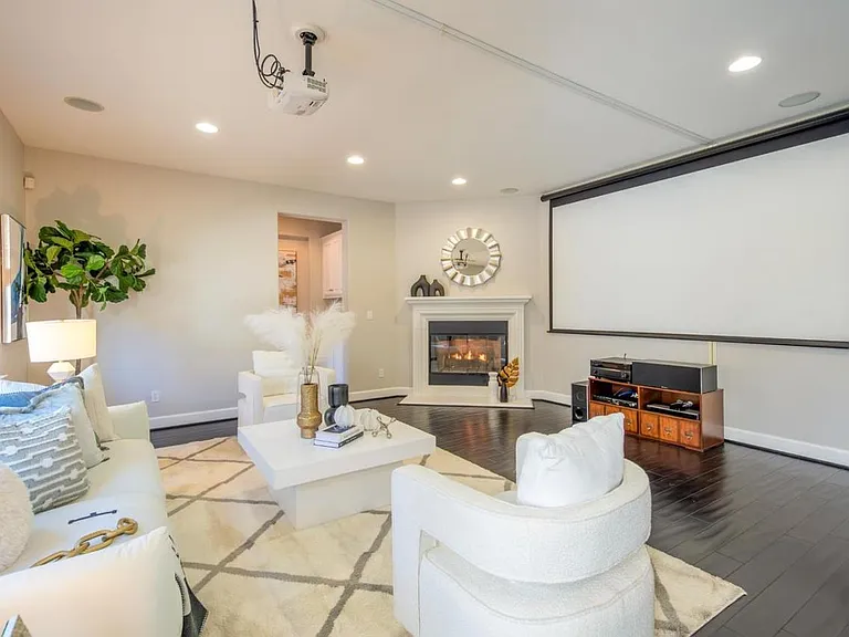 625 W Questa Trl — Photo 3