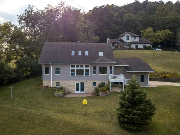 140 Hoff Ln, Coon Valley, WI 54623