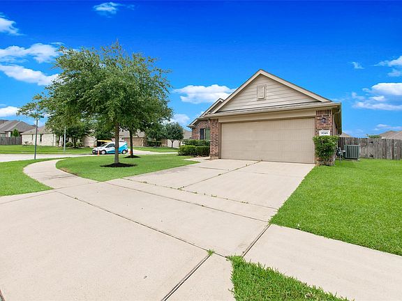 4th image of 8746 Sunny Gallop Dr