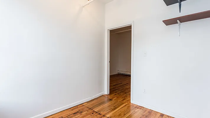 Rented by Nooklyn NYC LLC | media 38