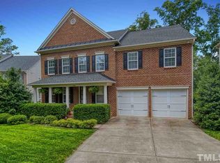 308 Meadowcrest Pl, Holly Springs, NC 27540
