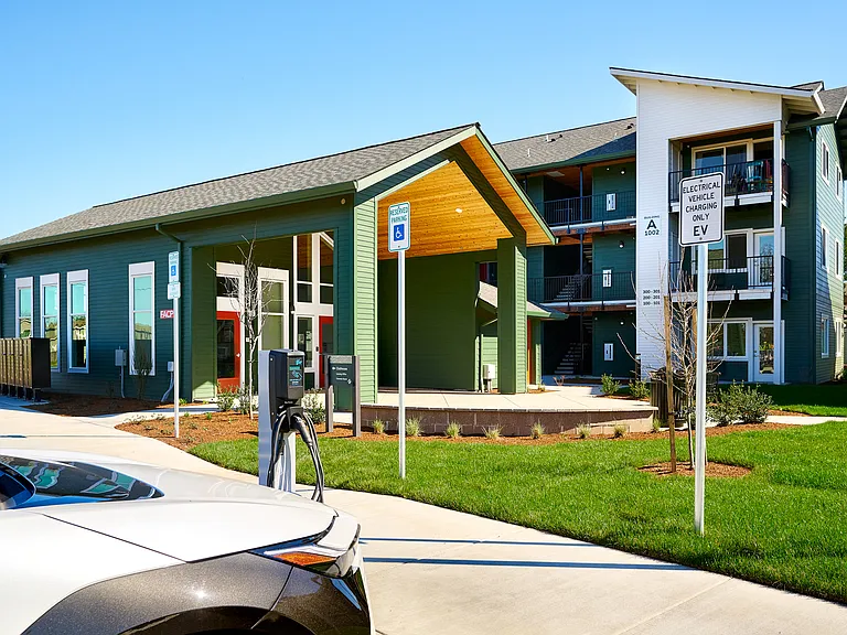 Bear Creek Apartments — Photo 48