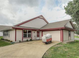 510 S Poseidon Way, Raymore, MO 64083