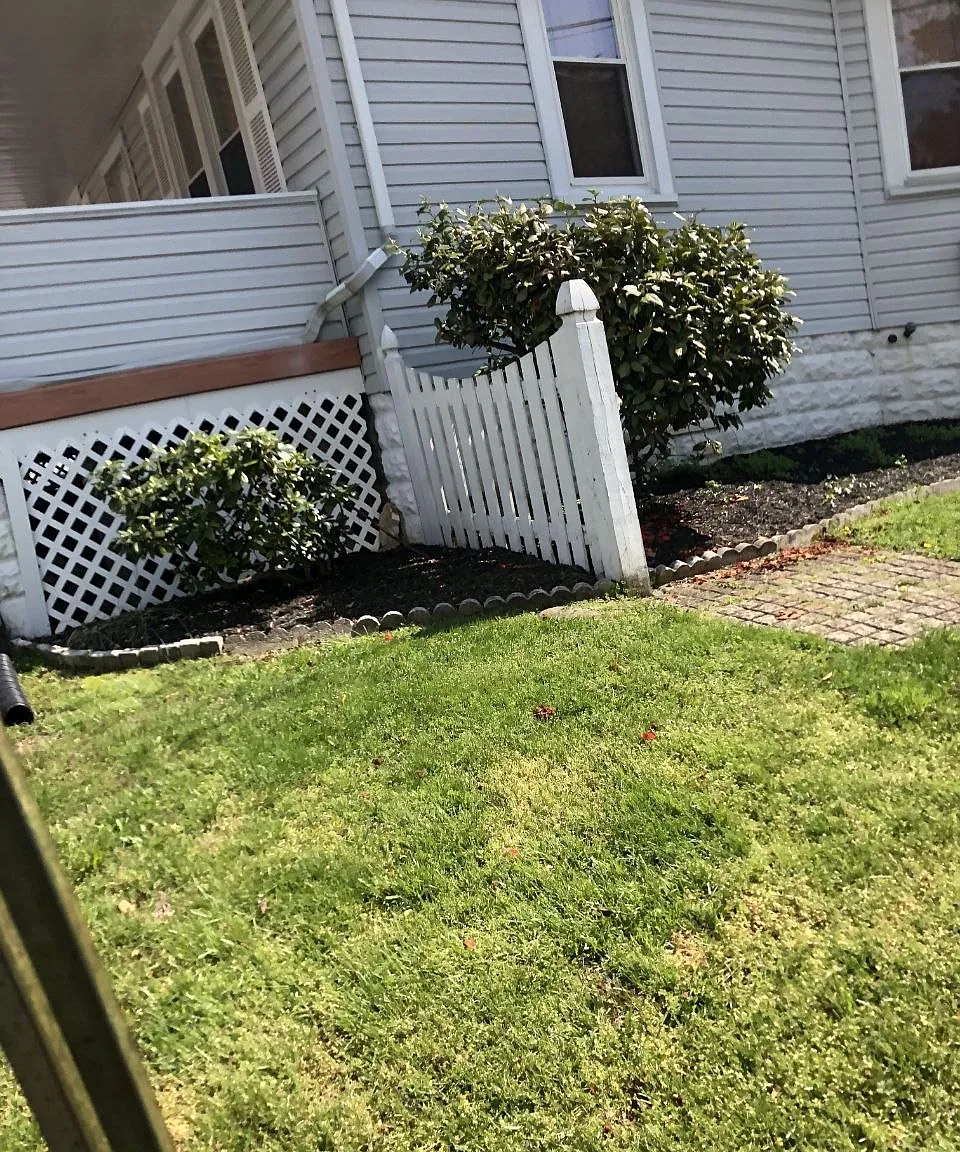 3 bed, 2200 sqft, $3,400 — Photo 4