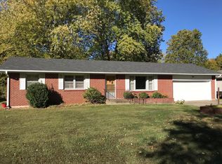 301 Sunshine St, Marshfield, MO 65706