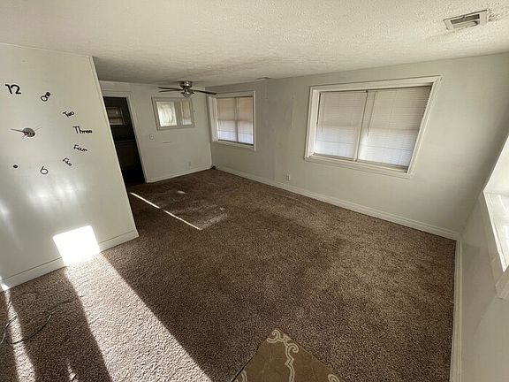 2nd image of 125 Cambridge Dr