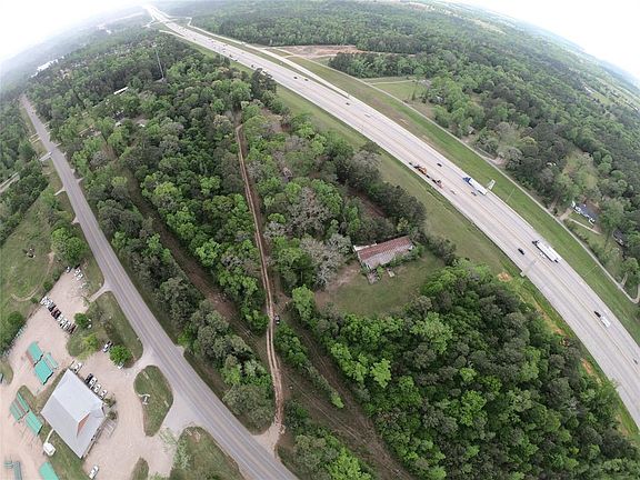 2nd image of 15821 Highway 75 N