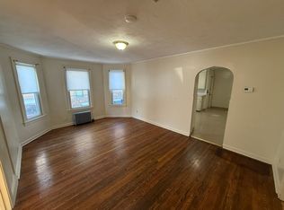 60-62 Acushnet Ave., Springfield, MA 01105