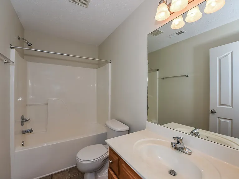 1448 Jeter Way — Photo 10