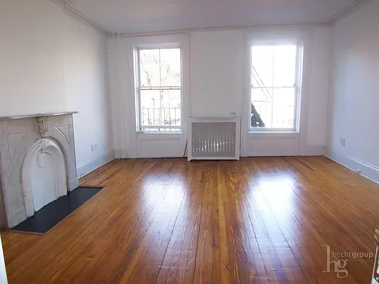 Rented by Hecht Group | media 87
