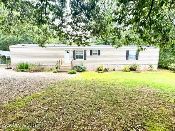 349 W Cox Rd, Byhalia, MS 38611