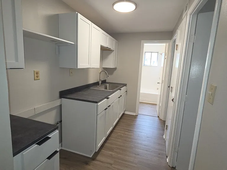 2306 Meyer Ave #1 — Photo 5