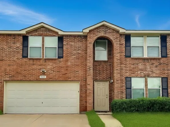 8431 Redheart St, Arlington, TX 76002