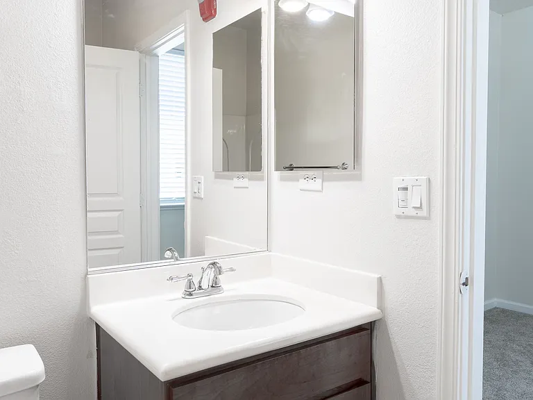 25502 Huntwood Ave — Photo 34