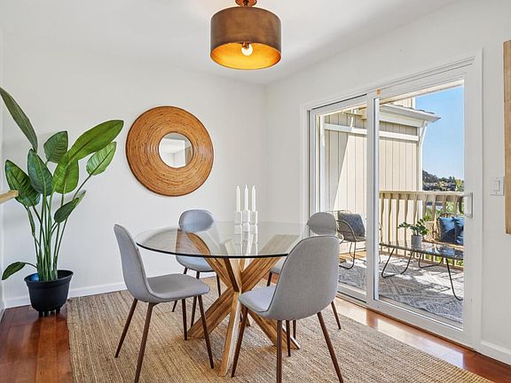 5th image of 35 Wordsworth Court