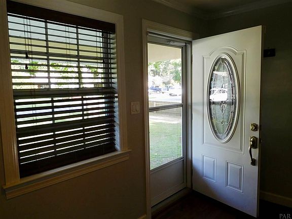 3rd image of 565 N 68th Ave