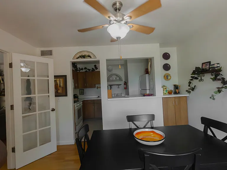 207 3rd St #320 — Photo 11