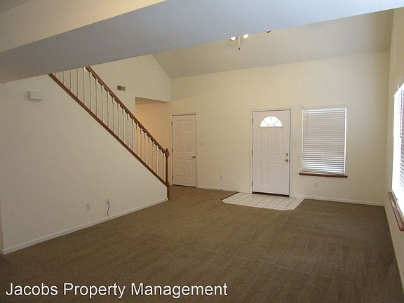 2nd image of 1722 Juniper Dr